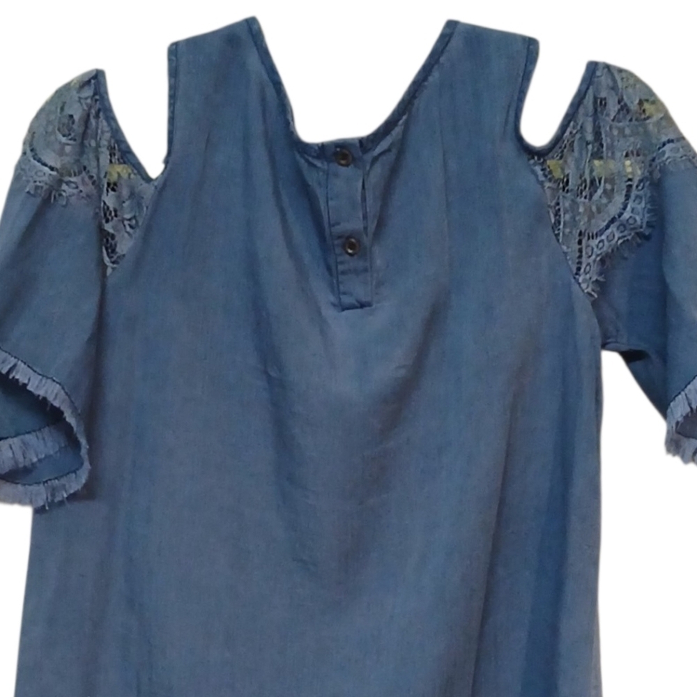 KUT- NWOT Blue Cold Shoulder Blouse W/Fringe Along Hem & Sleeve, Matching Lace. - Picture 8 of 10